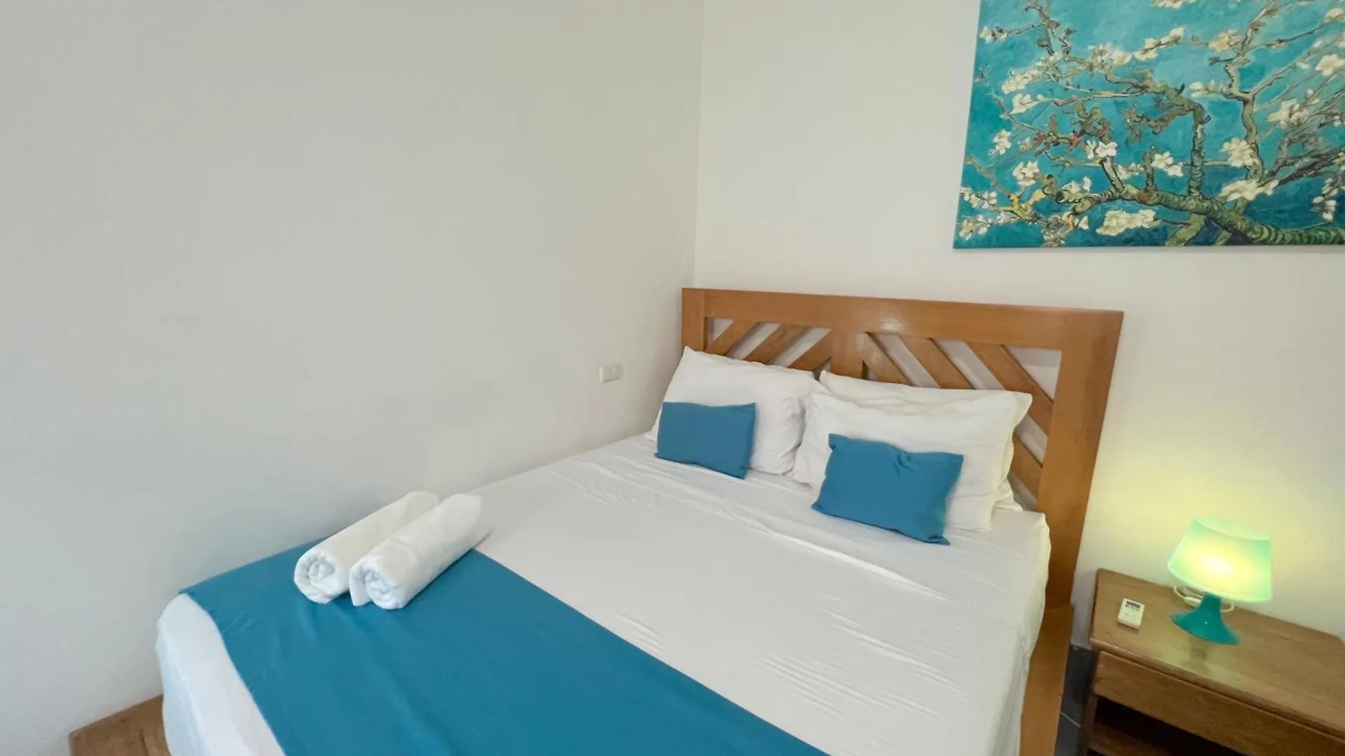 ***** Apartahotel Olas De Sol Caribe Playa Los Corales Punta Cana República Dominicana